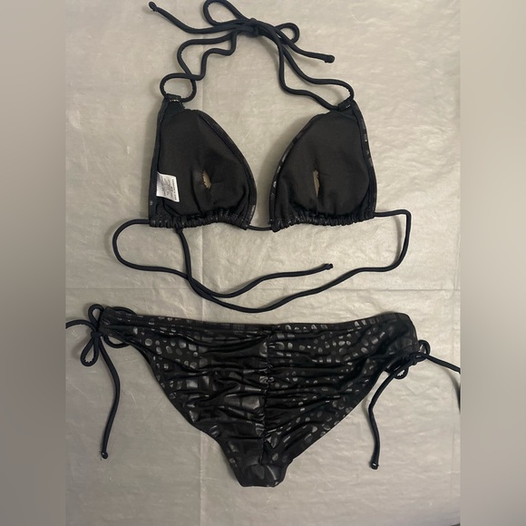 Crocodile Print String Bikini , Low Rise Scrunch Bottom Black; Top XS , Bottom S - Picture 5 of 11